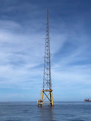 Menara Struktur Baja Galvanis 20m 25m Pengangkatan Otomatis