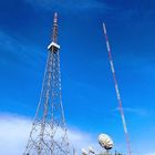 Transmisi GSM 30m Lattice Steel Towers 3 Berkaki Atau 4 Berkaki